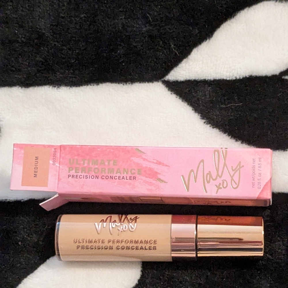 Medium Mally Beauty Ultimate Performance Precision Concealer - NIB - Picture 8 of 8